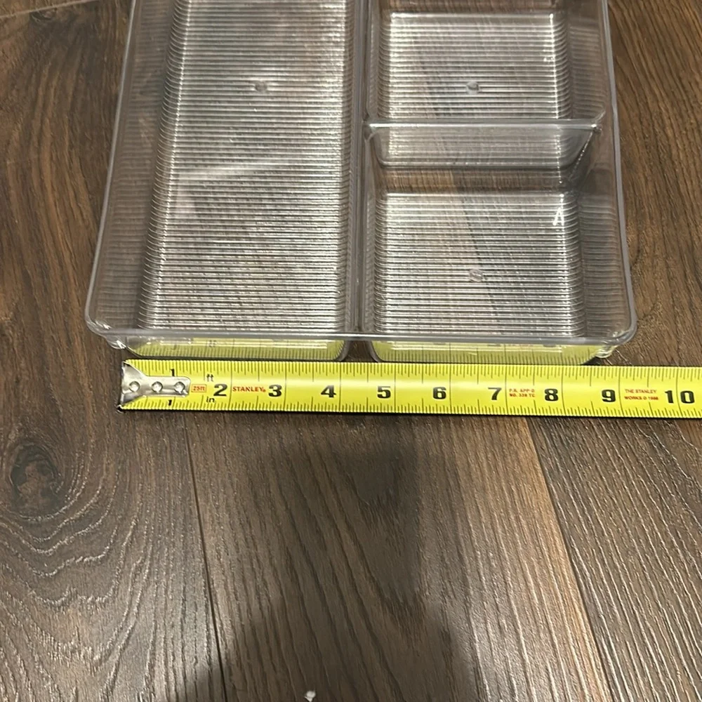 Plastic storage tray